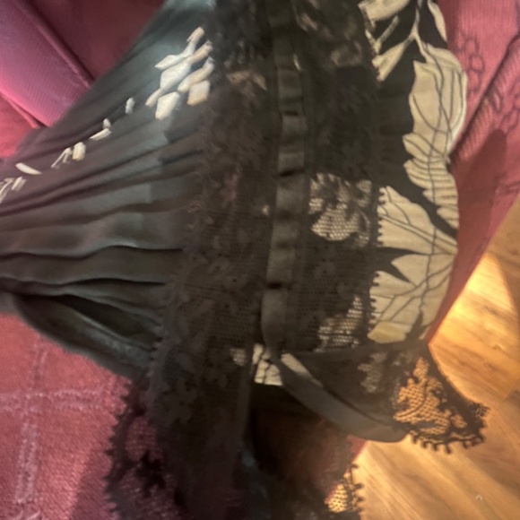 Rag Cie Bohemian Button blouse Black with Pink floral print Bell sleeves - Picture 8 of 10